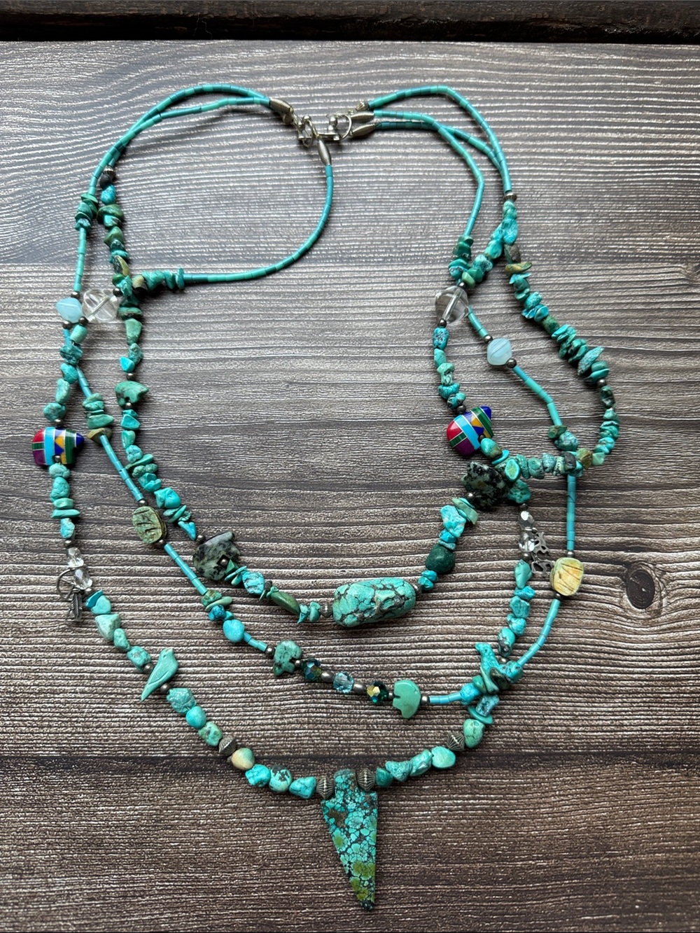 Vintage Southwestern Turquoise Stone Bear Fetish Multi Strand Arrowhead Necklace